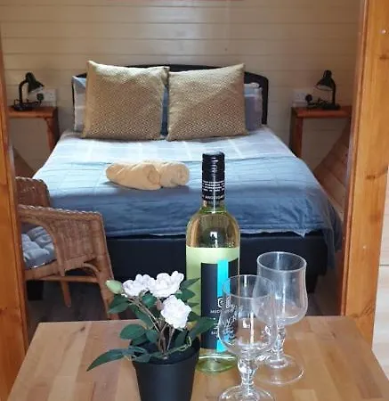 Campsite Glamping At Treegrove *