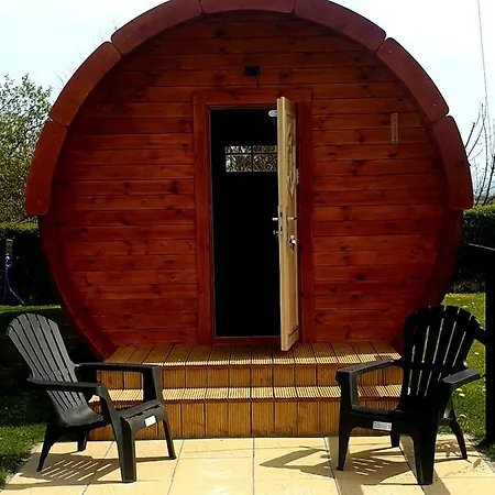 Glamping At Treegrove *